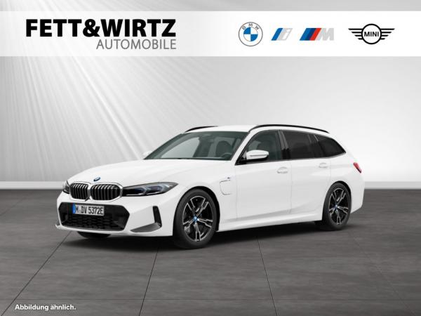 BMW 330e