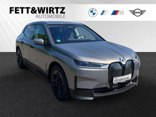 BMW iX xDrive50