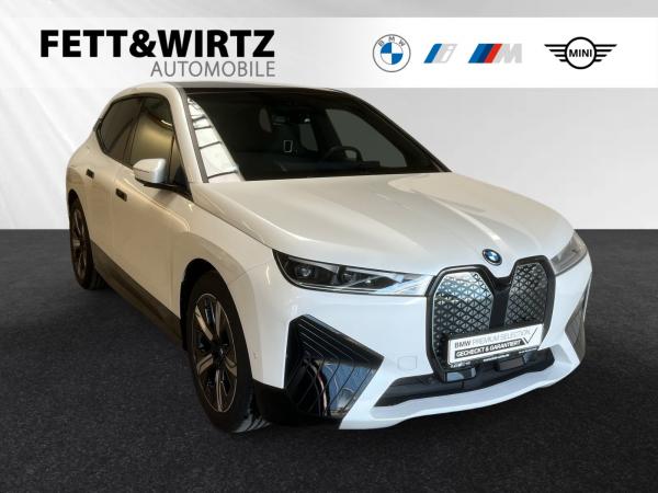 BMW iX xDrive50
