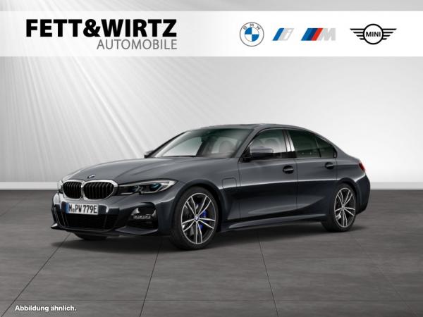BMW 330e