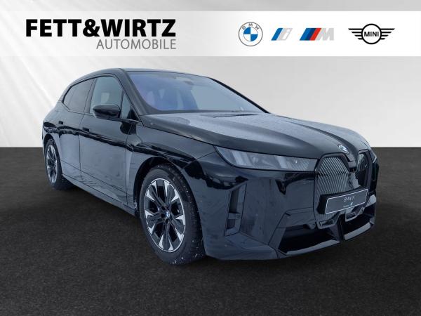 BMW iX xDrive45