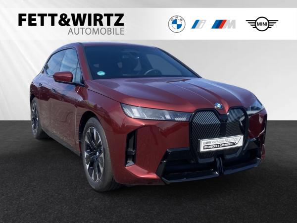 BMW iX xDrive45