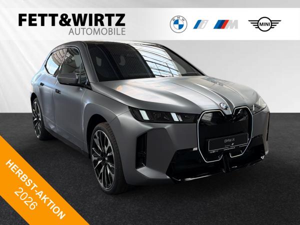 BMW iX xDrive60