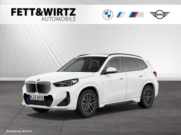 BMW iX1 xDrive30