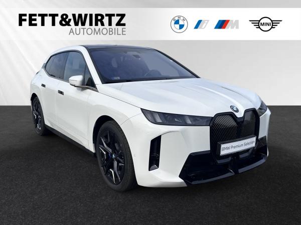 BMW iX xDrive60