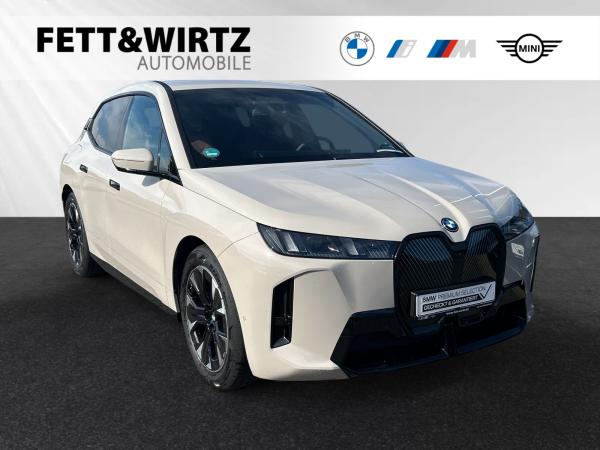 BMW iX xDrive45