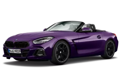 Ein freigestellter BMW Z4 sDrive20i in der Farbe Thundernight metallic.