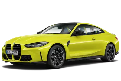 Ein freigestelltes BMW M4 Coup&eacute; in der Farbe Sao Paulo Gelb.
