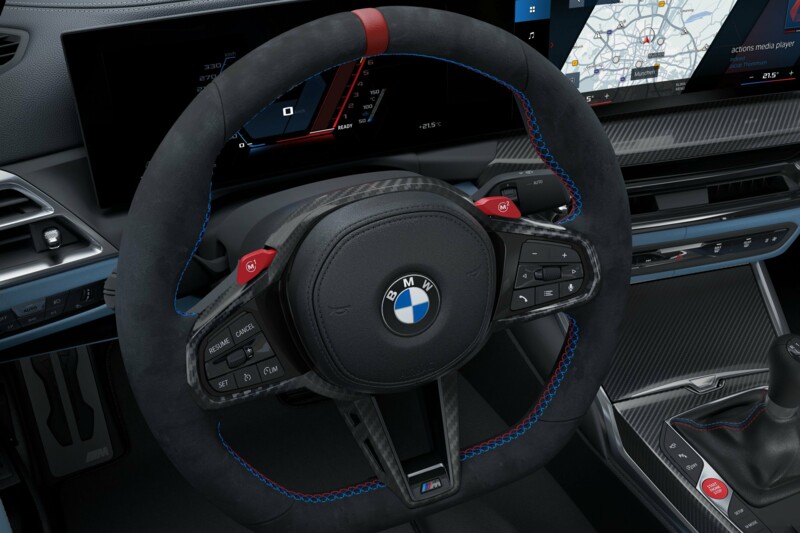 Das M Leder-Lenkrad im Cockpit des BMW M4 Coupé.