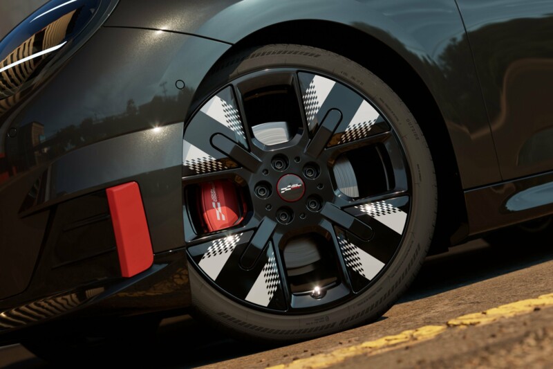 Das linke Vorderrad eines MINI John Cooper Works im 4-Speichen-Design.