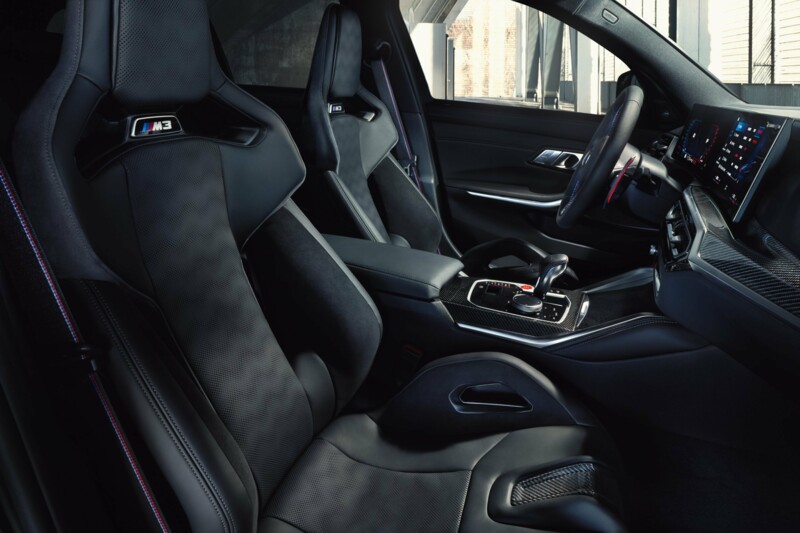 Der Innenraum eines BMW M3 Competition M xDrive mit Sitzen in Vollleder Merino Feinnarbe Schwarz/Schwarz.